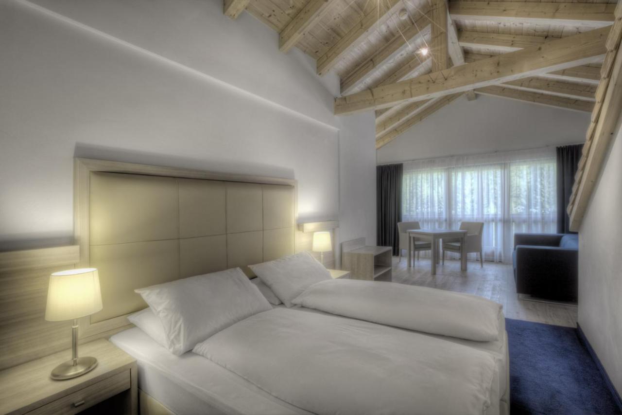 Hotel La Tambra กอร์วารา อิน บาเดีย ภายนอก รูปภาพ