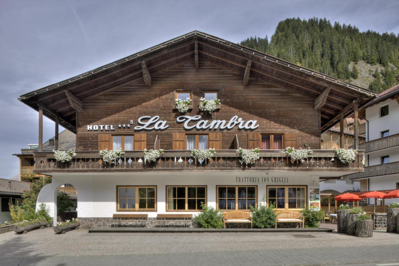 Hotel La Tambra กอร์วารา อิน บาเดีย ภายนอก รูปภาพ